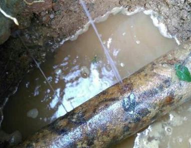 肃北楼顶渗水维修公司分享下地暖漏水的原因及检测方法。